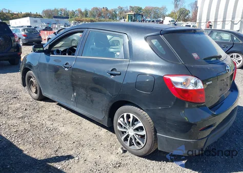 2009 Toyota Matrix S z USA, uszkodzony, nr VIN 2T1KE40E09C029482